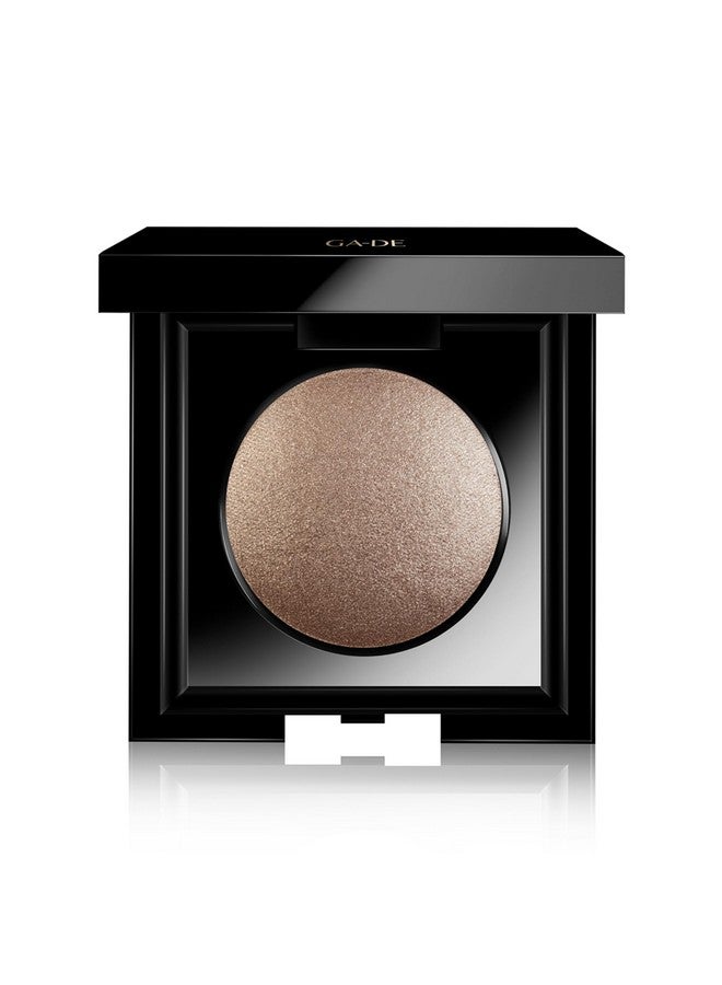 GA-DE Velveteen Metallic Eyeshadow 231 Champagne 3.5 Gm - Image 1