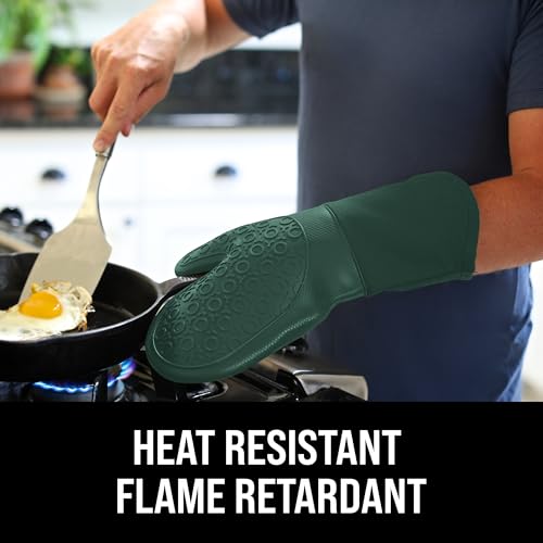 HOMWE BPA-Free Silicone Oven Mitts Ultra Heat Resistant up to 500°F - Oven Mitts with Thick Cotton Liner - Long Slip Resistant Pot Holders, Flexible Oven Gloves - Green 13.7 - Image 3