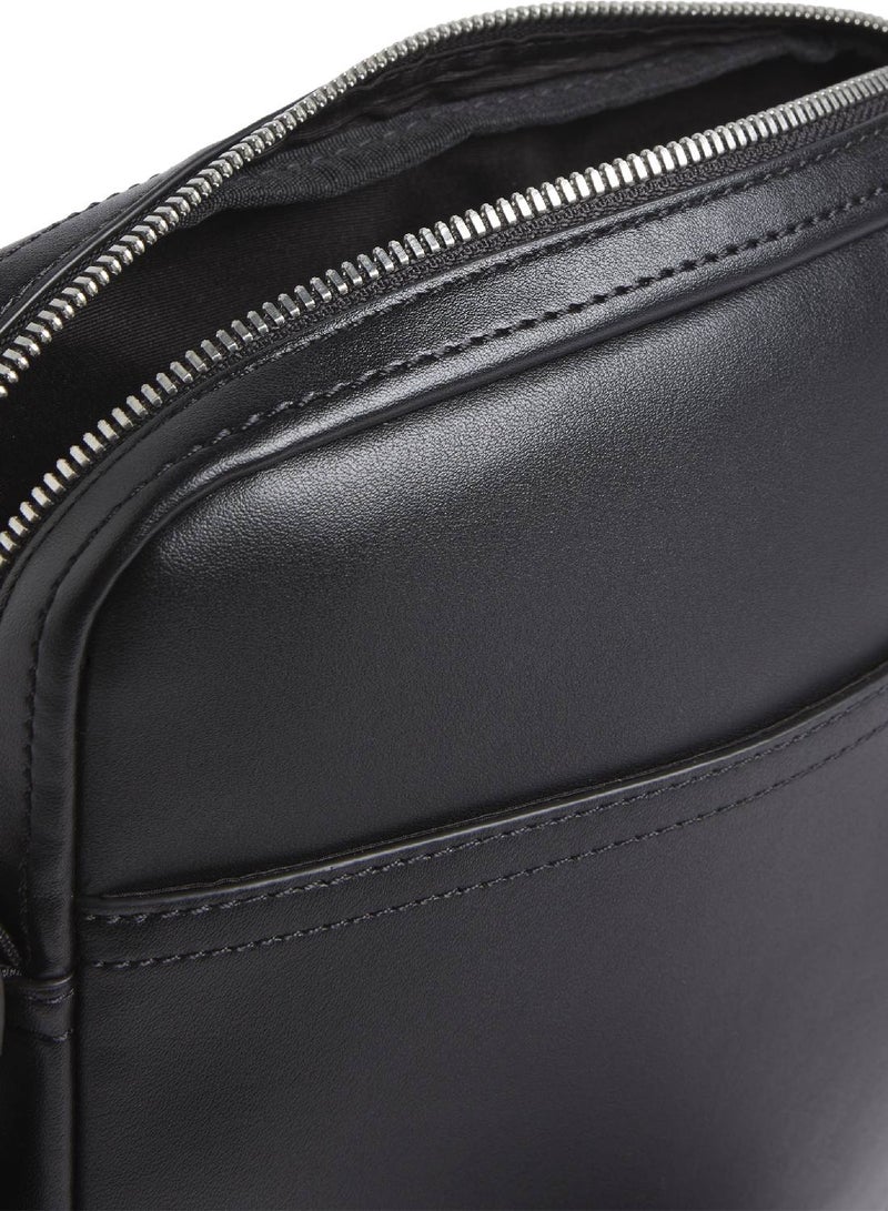 Calvin Klein Jeans Reporter Bag - Image 3