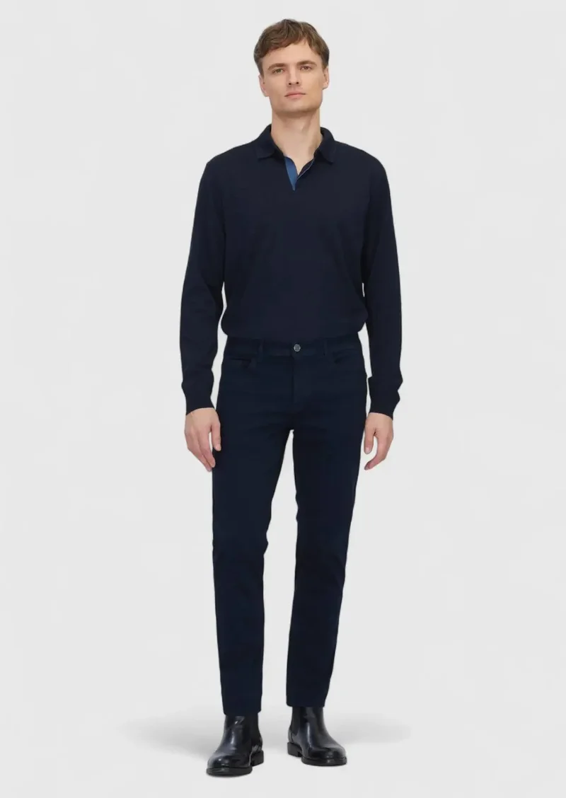 رامسي بنطال قطني مخلوط، بقصة ضيقة، لون أزرق داكن، بنسيج منسوج.