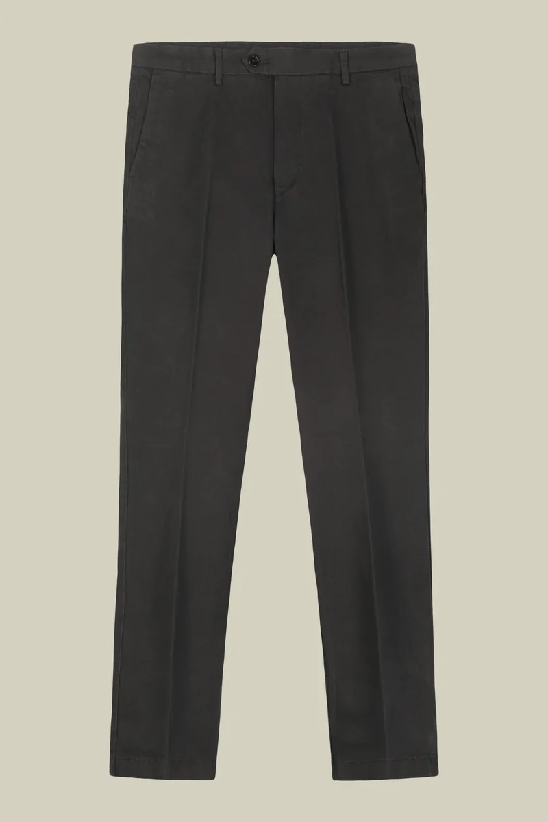 Doppelganger Grey Classic men's chinos in regular fit with stretch twill construction - Anthracite for Men | Best Price UAE