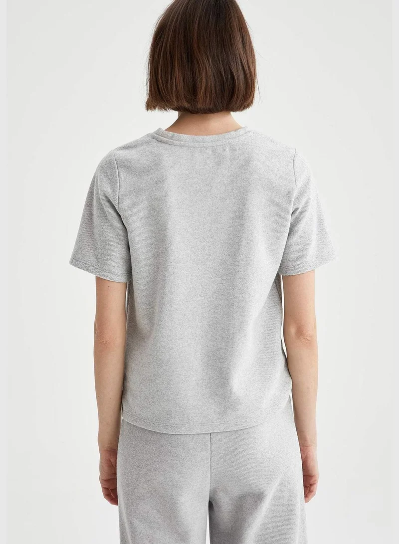DeFacto Woman Short Sleeve T-Shirt