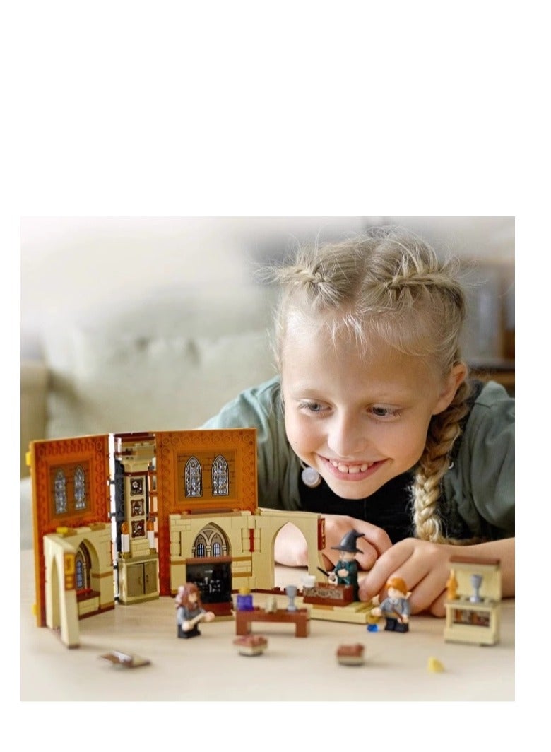 Harry Potter Harry Potter Hogwarts Moment  Transfiguration Class Building Kit (240 Pieces)  - Image 4