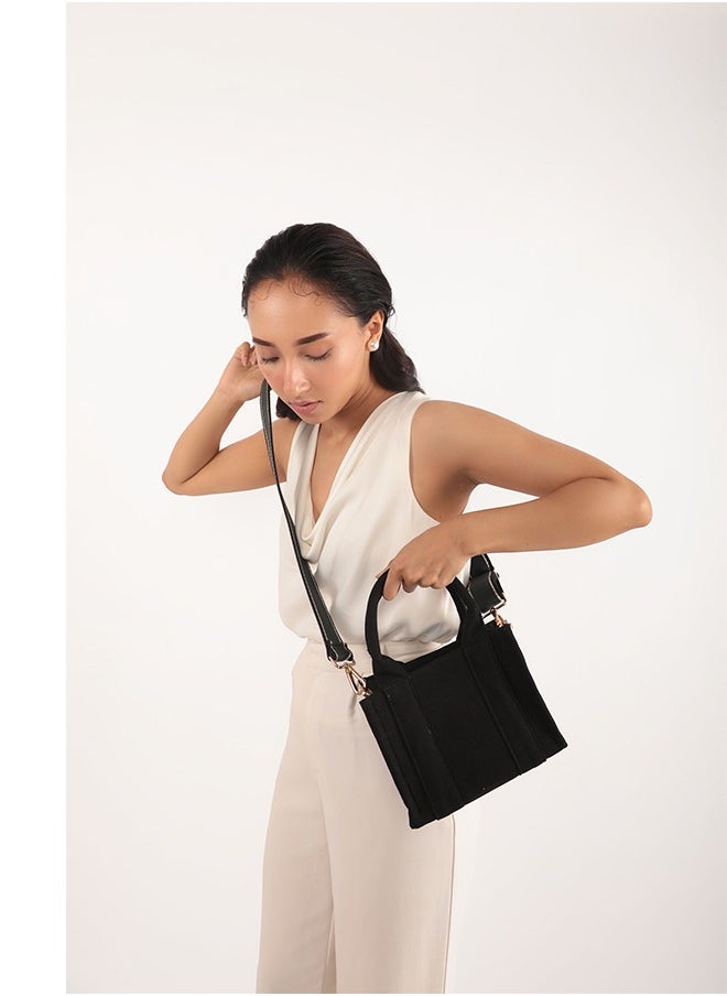 earthbags - Cara Mini Canvas Bag Black - Image 1