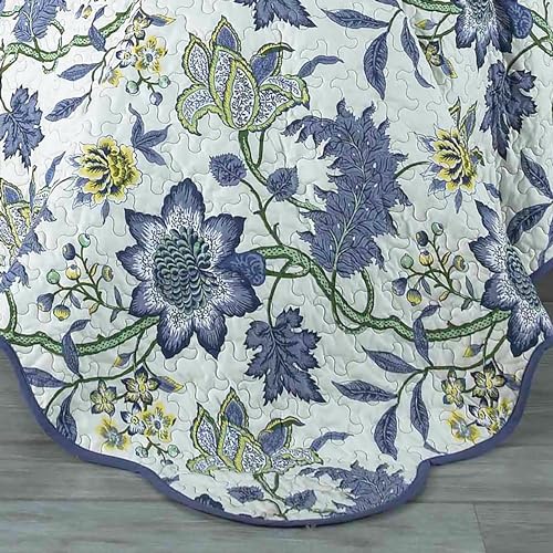 Waverly Maldives 3-Piece Quilt Set – Full/Queen - Lightweight Polyester Percale Bedding in Porcelain - Image 3
