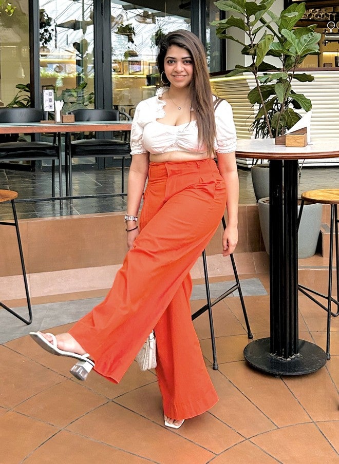 ساسافراس بنطلون نسائي أحمر بخصر مرتفع - Image 1