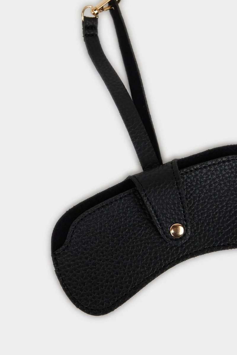 ديفاكتو Woman Sunglasses Case
