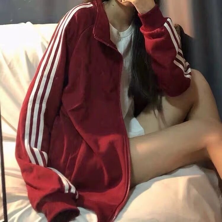 Mens and Womens Red suit Spring and Autumn New Korean Version Three-Bar Collar Zipper Sweatshirt Pants plus size Loose Couples Set Red sweatshirt