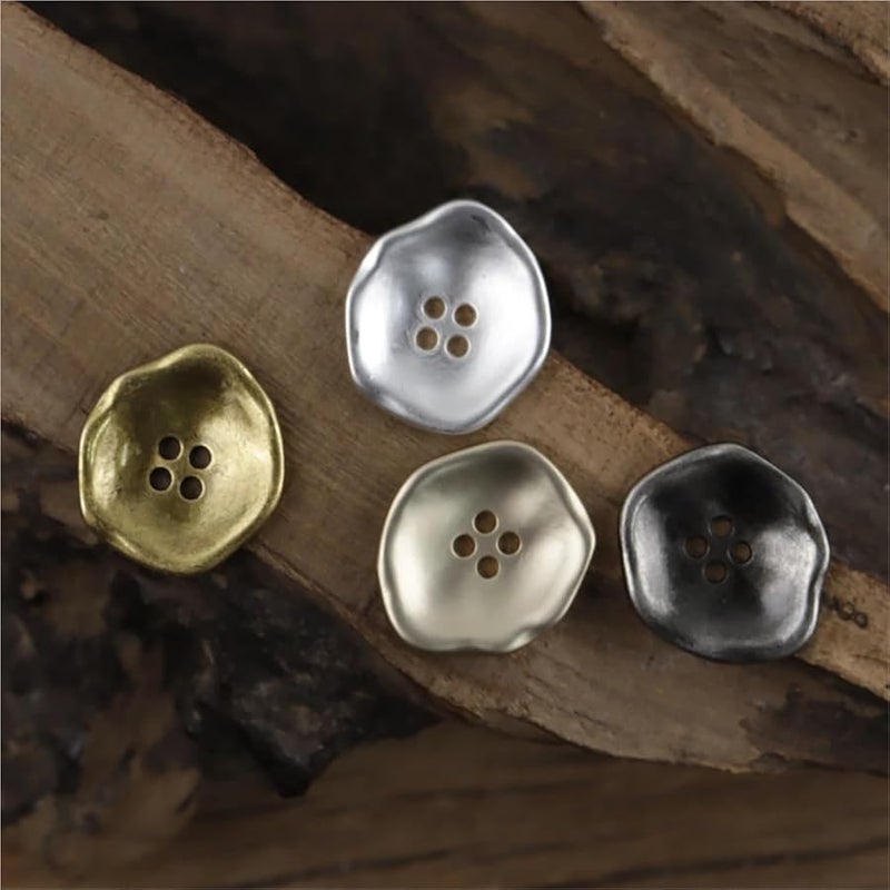 أزرار معدنية فضية عتيقة مقعرة 21 5 مم 4 فتحات 50 قطعة أزرار زخرفية كلاسيكية - Image 4