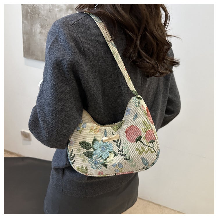 Stylish Underarm Bag Niche Artistic Niche Shoulder Bag Fashion Flower Beautiful Velvet Crescent Bag Trendy - Image 4