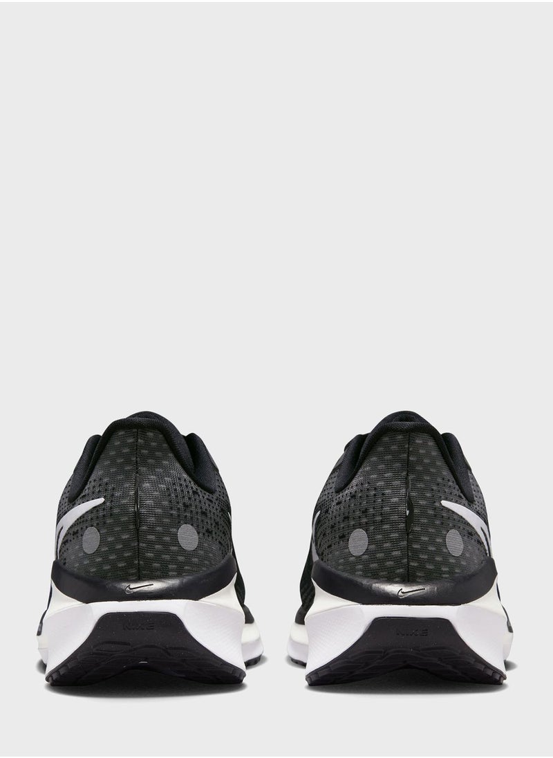 Nike - Vomero 17 - Image 1