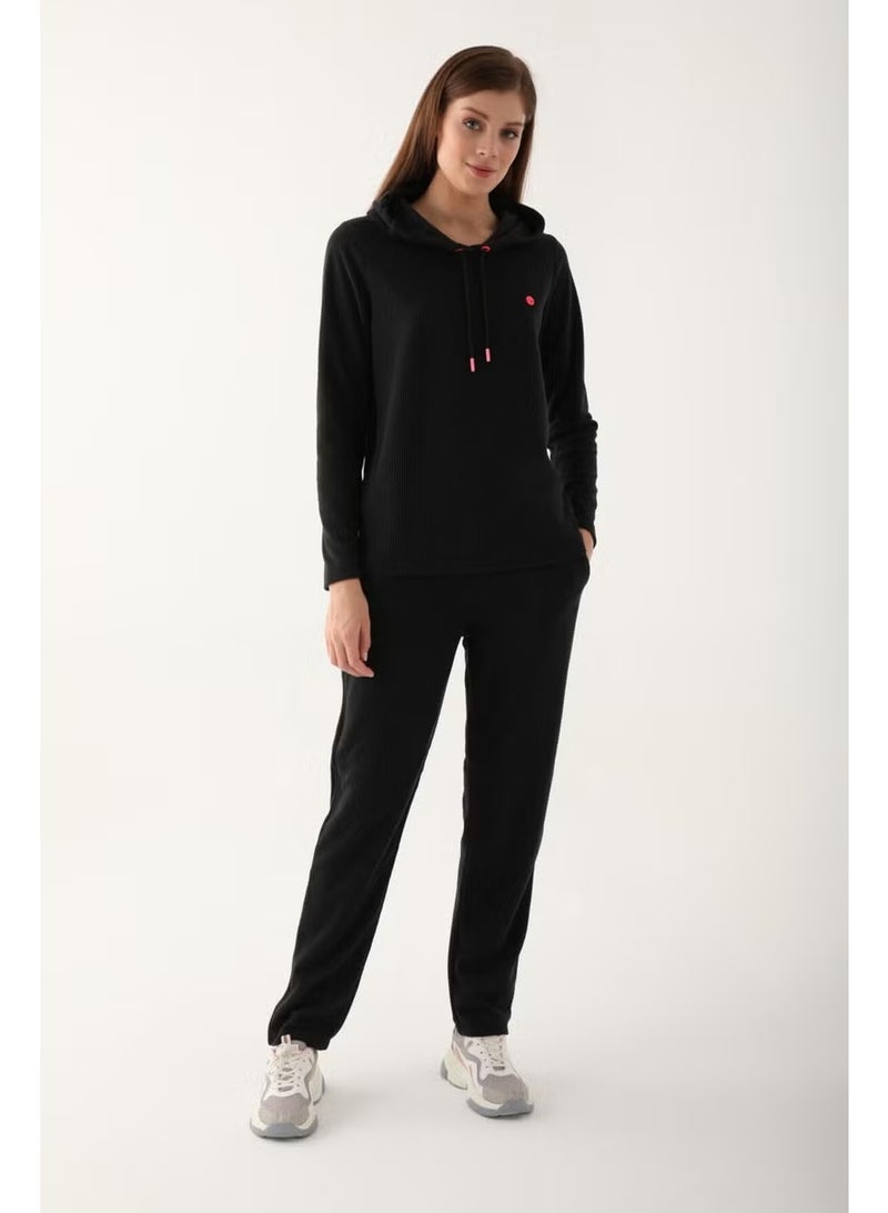pierre cardin طقم بيجاما نسائي أسود بأكمام طويلة بتفاصيل زر صغيرة - Image 1