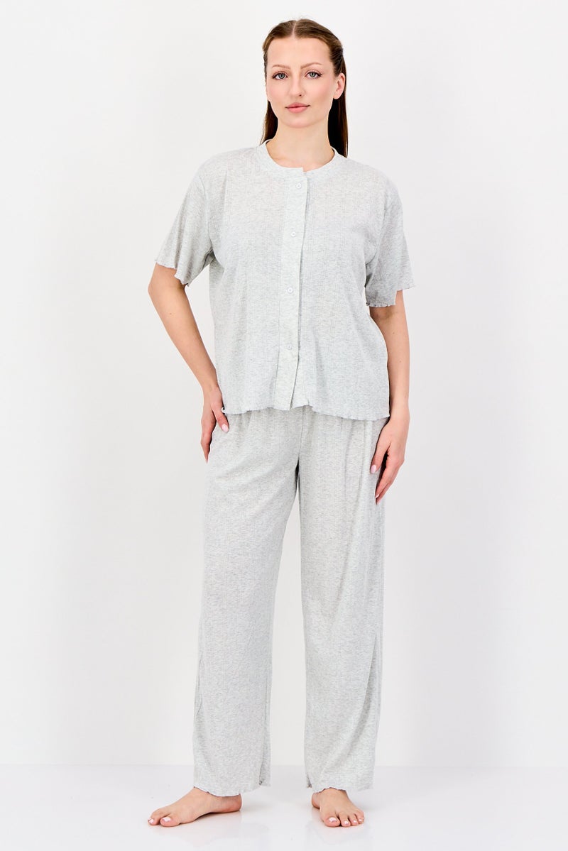 FOREVER 21 Women 2 Pieces Textured Top and Bottom Pajama Set, Grey - Image 1