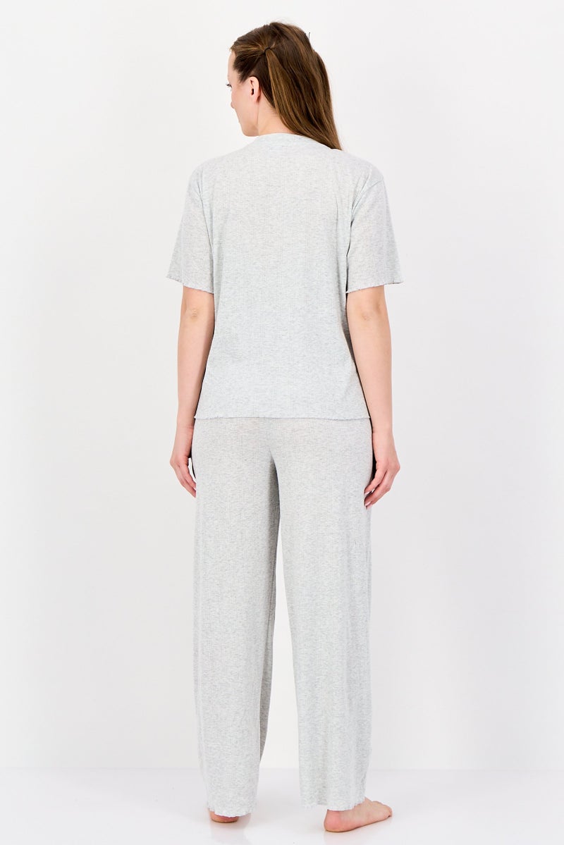 FOREVER 21 Women 2 Pieces Textured Top and Bottom Pajama Set, Grey - Image 3