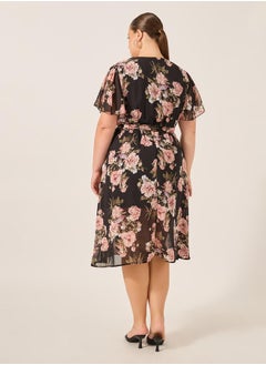 Styli Plus Size Floral Print Flared Sleeves Wrap Midi Dress  - Image 5