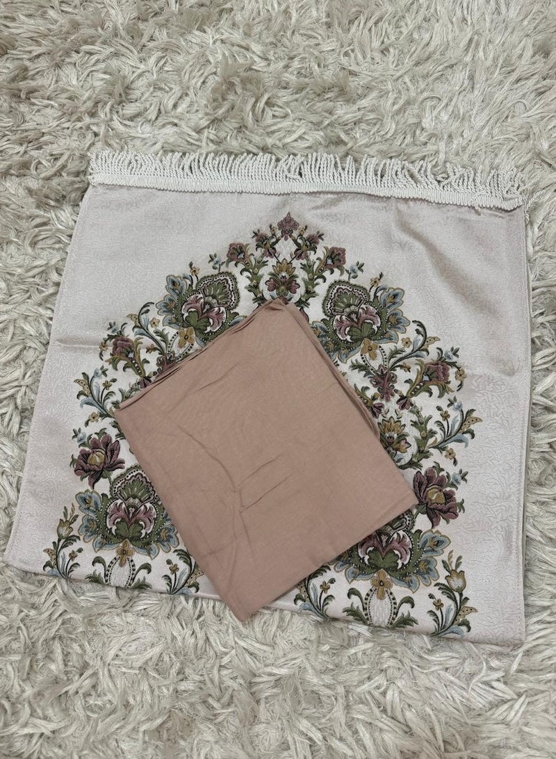 Embroidered jacquard prayer rug with Jalal open prayer sheet - Image 2