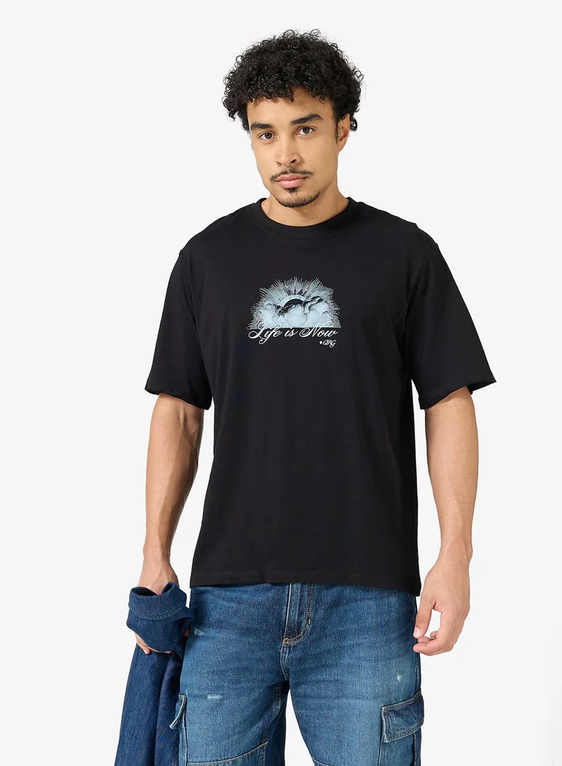 Graphic Crew Neck T-Shirt