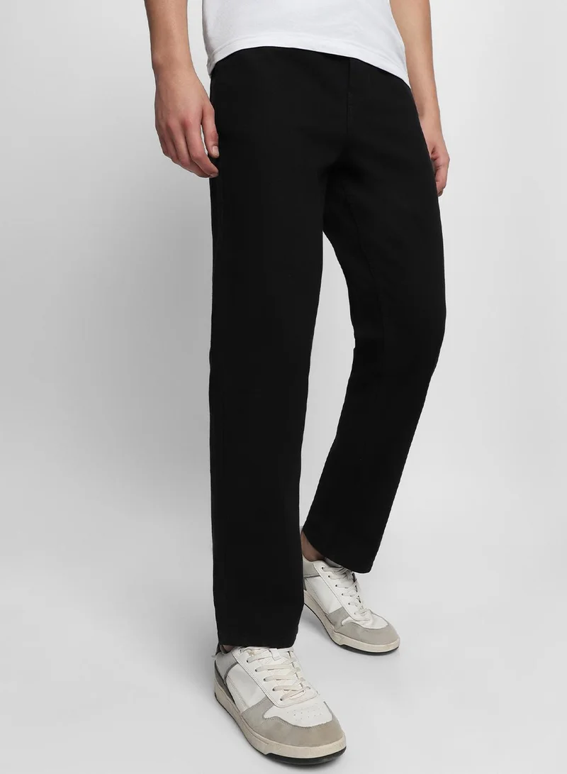 Dennis Lingo Straight Fit Black Men's Cotton Poly Stretch Jeans with Button & Zip Closure