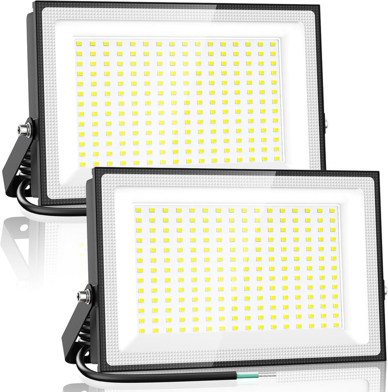Onforu 200 واط أضواء الفيضانات LED الخارجية، 18000 لومن ضوء أمان ساطع، IP66 مقاوم للماء أضواء LED الخارجية، 6500 كيلفن ضوء النهار الأبيض لأغراض المرآب، الفناء، الحديقة، الملعب، الساحة (عبوة 2)  - Image 1