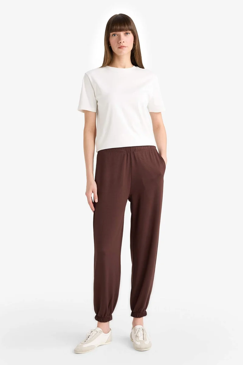 ديفاكتو Jogger Fit Basic Sweatpants
