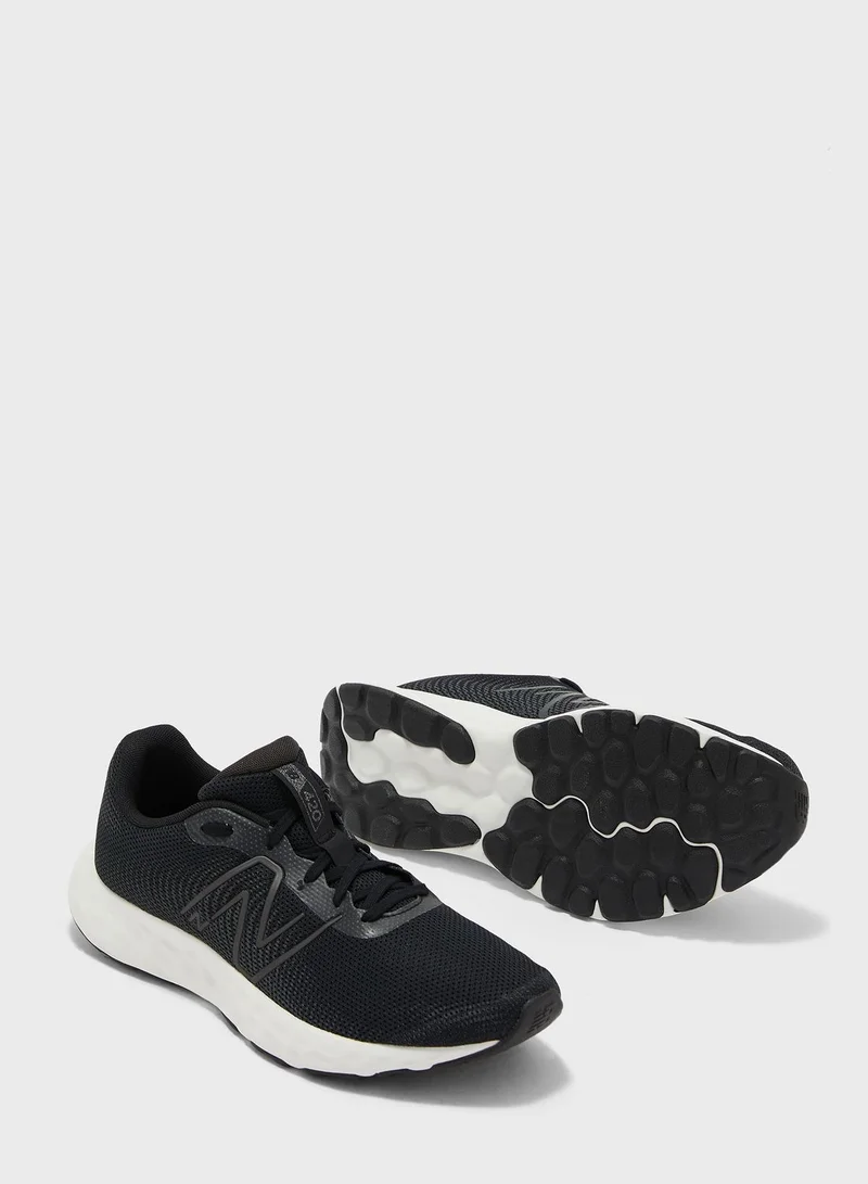 New Balance 420 low top sneaker
