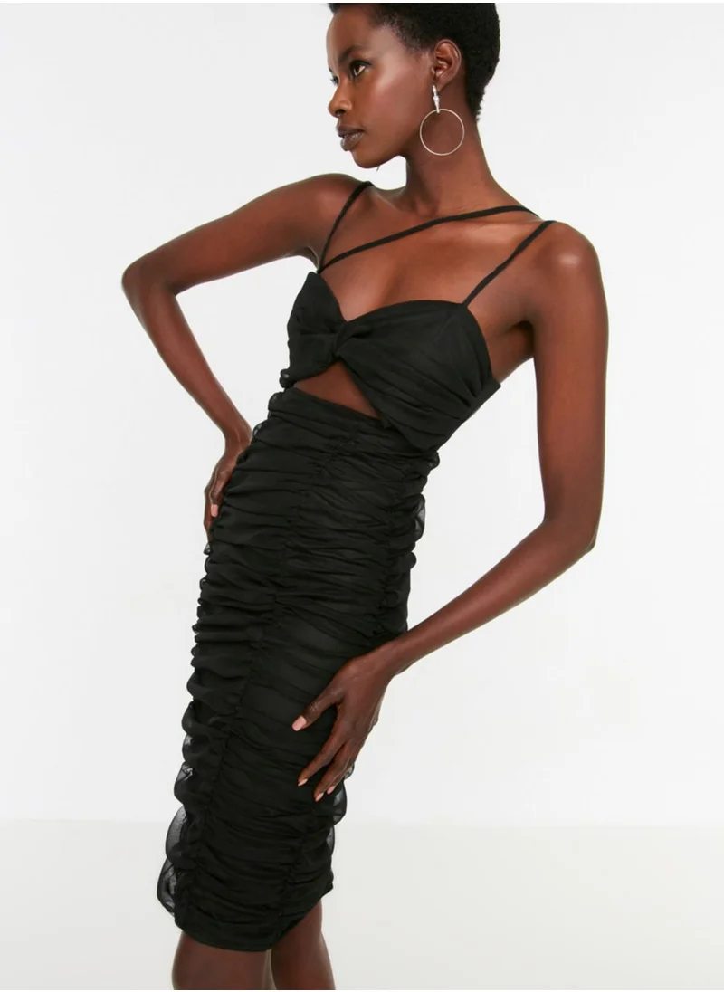 trendyol Pleated Cut Out Detail Strappy Dress