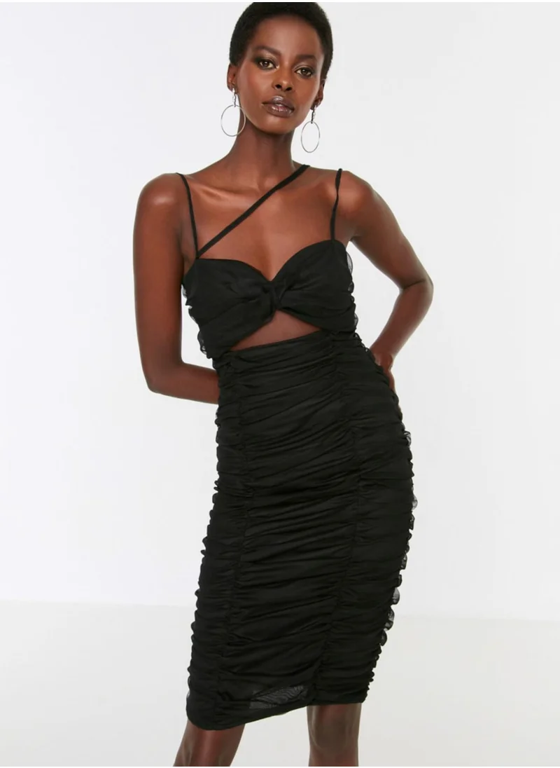 trendyol Pleated Cut Out Detail Strappy Dress