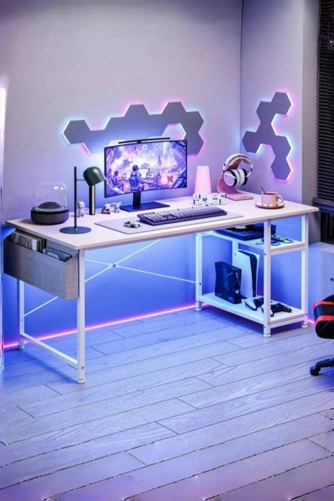 140 CM Gaming Table With Storage Bag, Large Office Desk with 2 Storage Shelves, Study Writing Desk with CPU Stand, PC Desk for Home Office, Bedroom, Gaming Room
