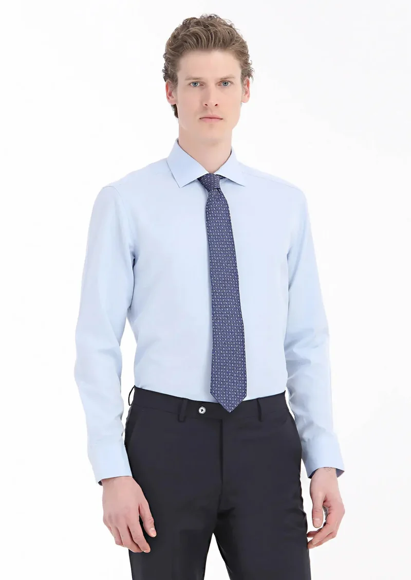 رامسي قميص قطني كلاسيكي سادة بلون أزرق فاتح، بقصة عادية