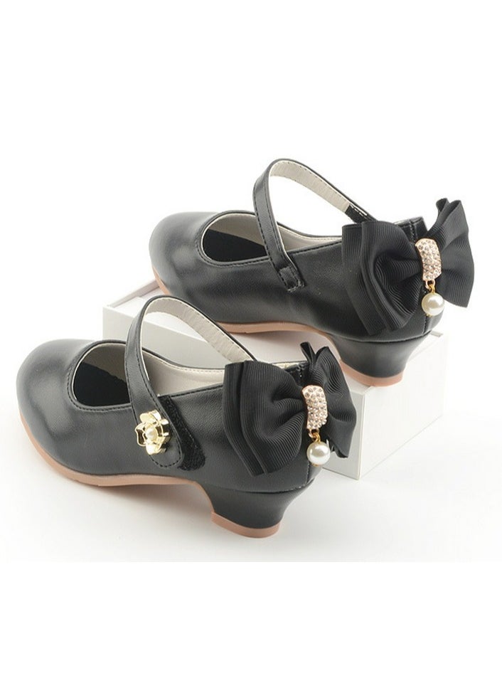Loquat - Girls Sandals Delicate Bowknot Decoration Closed Toe Low Heels Shoes for Little Girls Black - Image 1