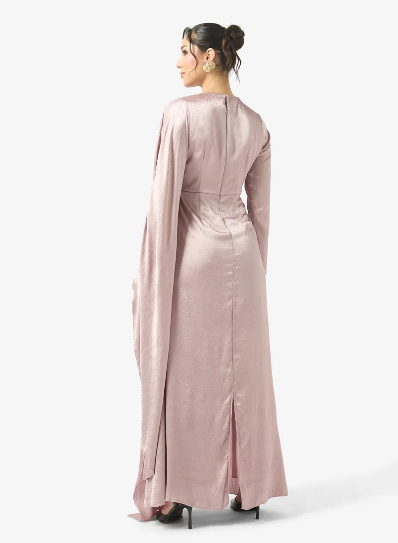 جولدن ابل Long Sleeved Arabian dress