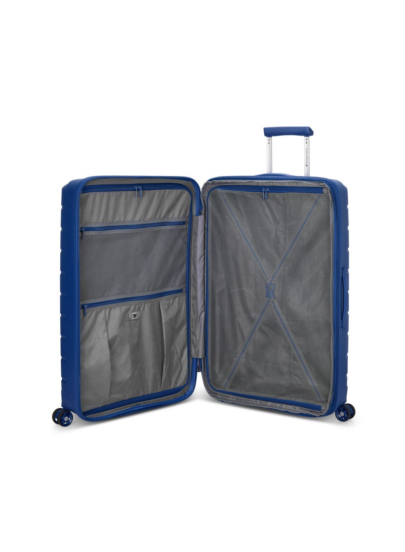 RONCATO Travel bags set of 4 pieces from Roncato, Hard four different sizes, special design, and attractive look. - Image 4