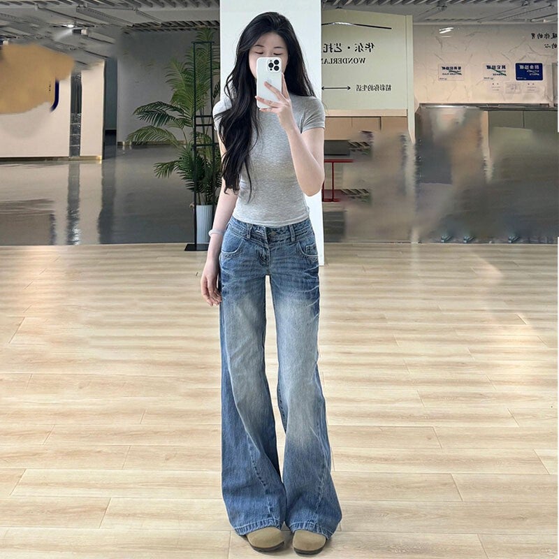 Unisex Classic Denim Jeans Loose Fit Daily Outdoor Wear - Image 1