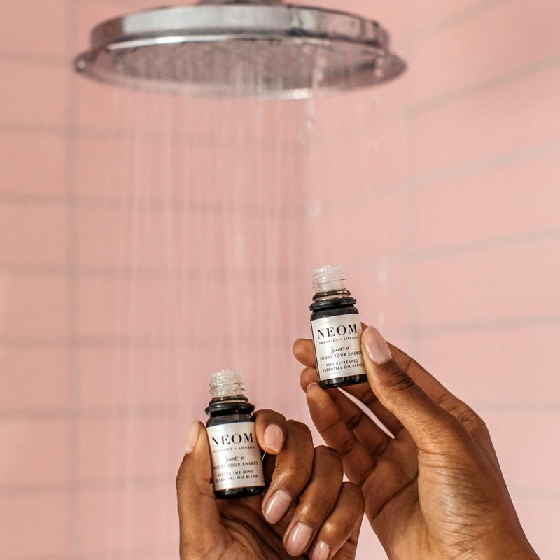 NEOM - Complete Bliss Essential Oil Blend, 10ml | Blush Rose, Lime & Black Pepper | Scent to Calm & Relax Range | 100% Natural Fragrance - Image 5