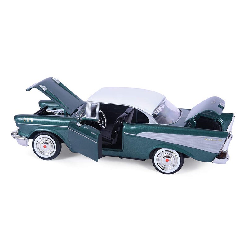 Motormax 1:24 Die-Cast 1957 Chevy Bel Air - Colors May Vary - Image 3