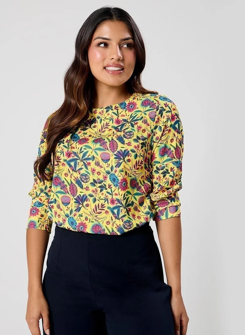 Zigzag Yellow Floral Printed Round Neck Chiffon Top