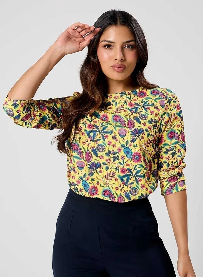 Zigzag Yellow Floral Printed Round Neck Chiffon Top