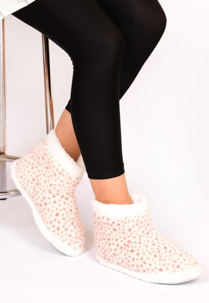 Papuç City Emy Women's Slipper Home Boots - Image 1