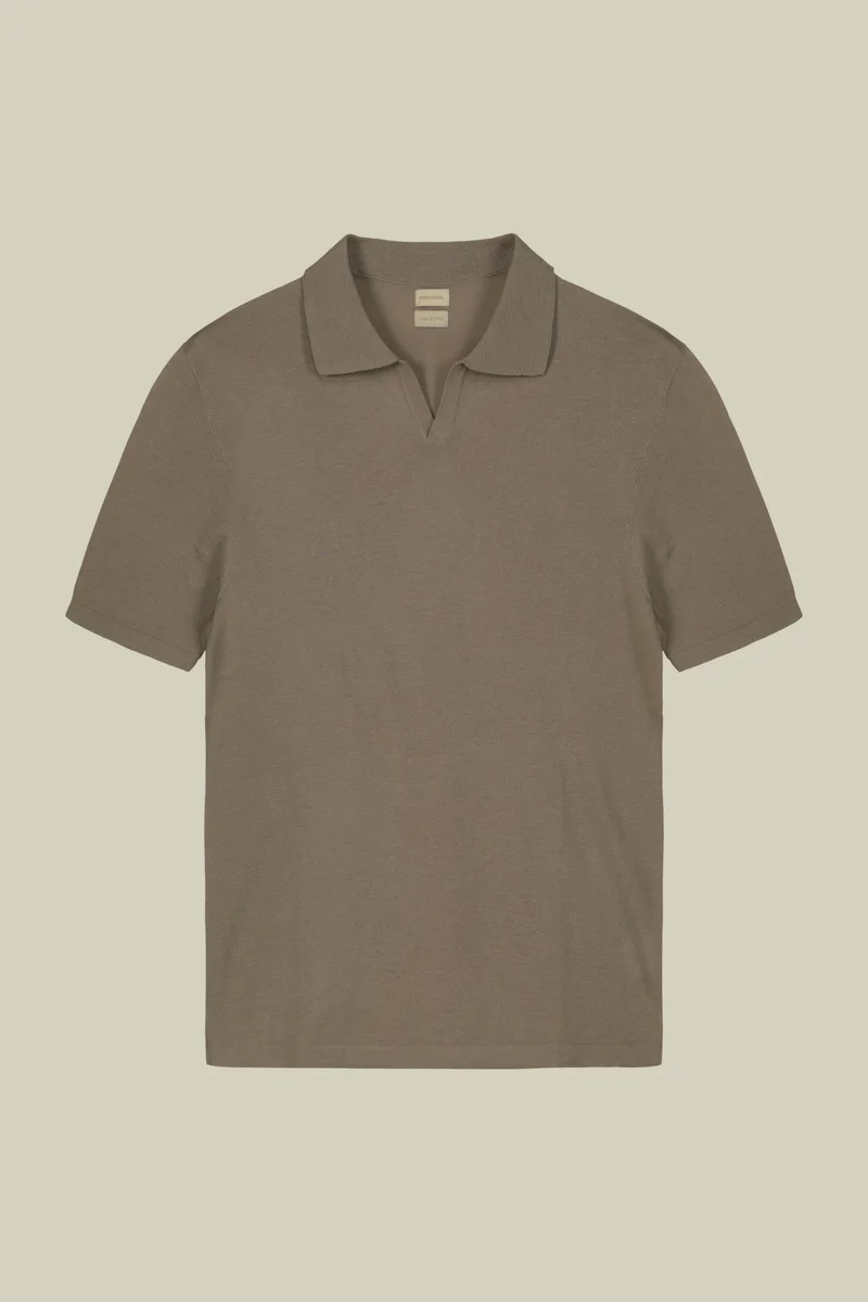 Doppelganger Beige Men's 100% cotton crepe short-sleeved knitted polo shirt with derby collar - Sand for Men | Best Price UAE