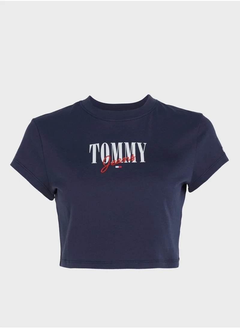 TOMMY JEANS Round Neck Logo Crop T-Shirt