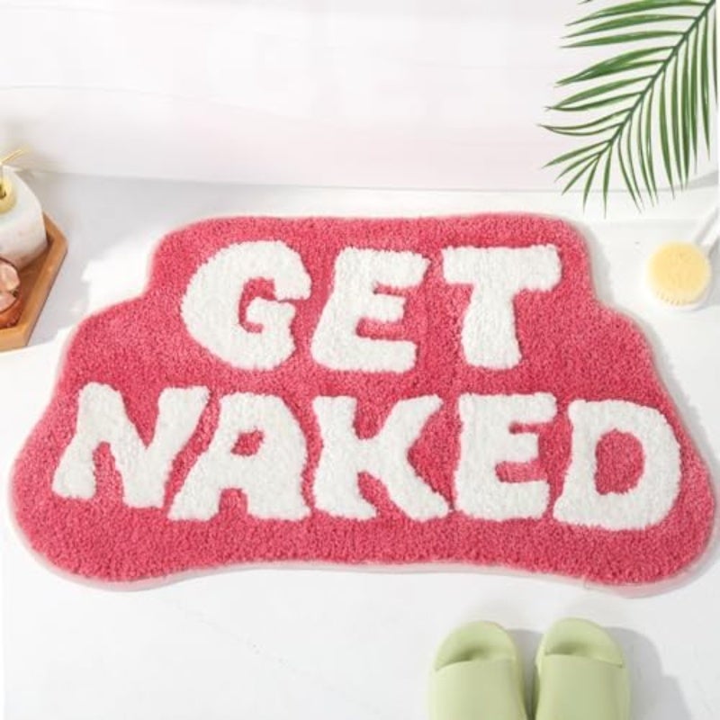 سجادة الحمام ONLYPENA بنقشة "Get Naked" باللون الوردي - مايكروفايبر بوليستر ناعم 100% مع ظهر مانع للانزلاق من مادة TPR، تصميم مميز برسالة فكاهية، قابلة للغسيل في الغسالة لديكورات المنزل العصرية بأسلوب البوهو والريفي. - Image 2