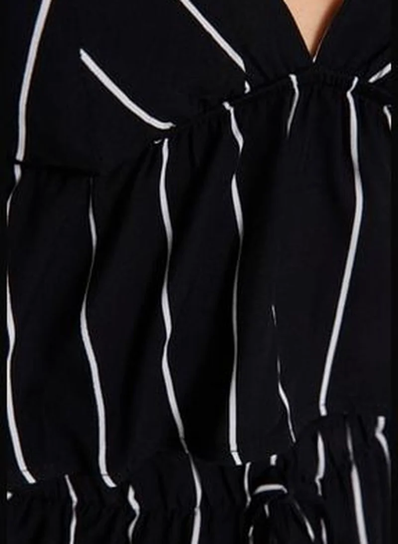 trendyol Black Striped Back Detailed Singlet-Shorts Woven Pajamas Set THMSS23PT00053