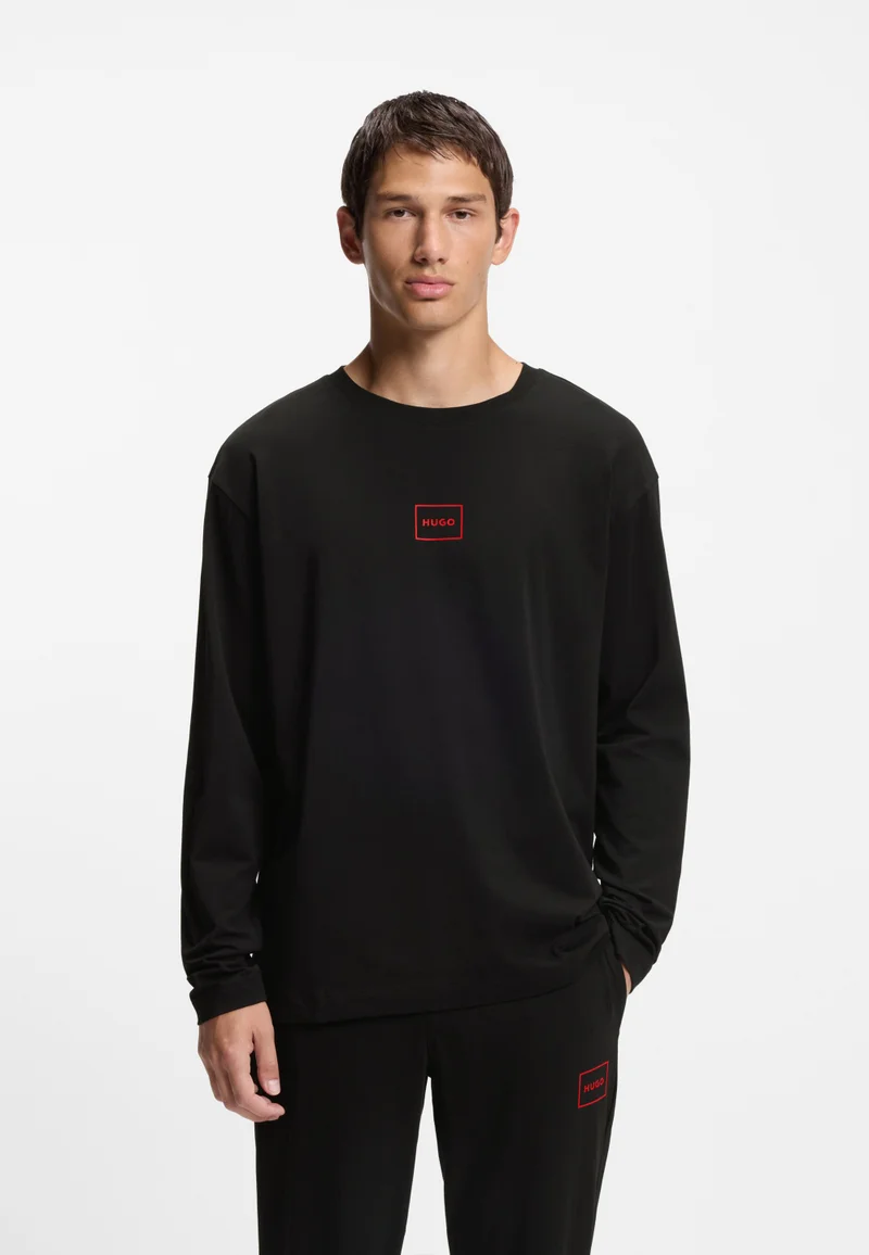 هوجو تيشيرت قطن مطاطي بطبعة شعار