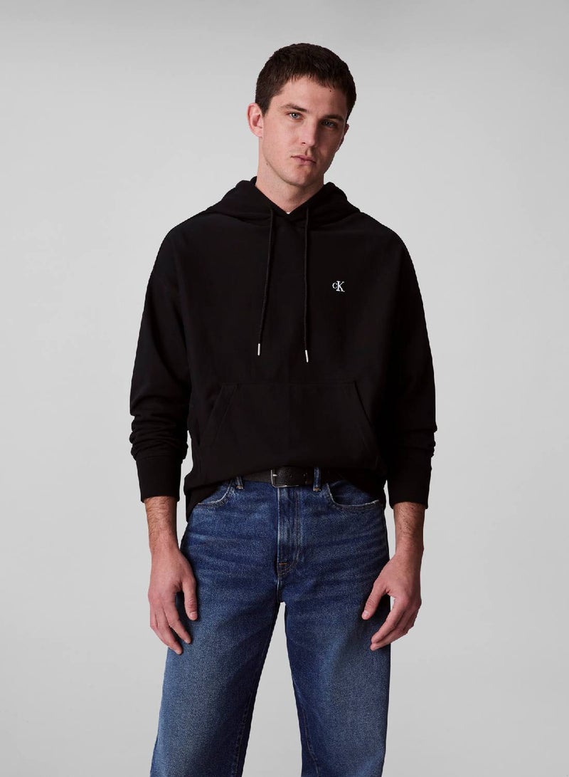 كالفن كلاين جينز هودي بقصّة مريحة - Image 5