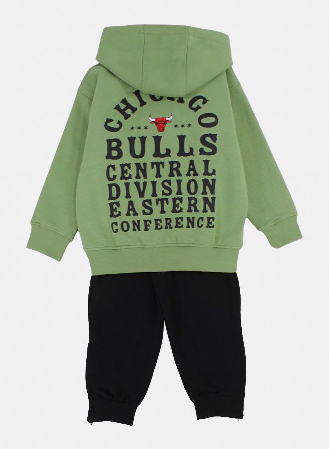 Boys Cotton Two-Piece Outfit Set – “Chicago Bulls” Print - Image 2