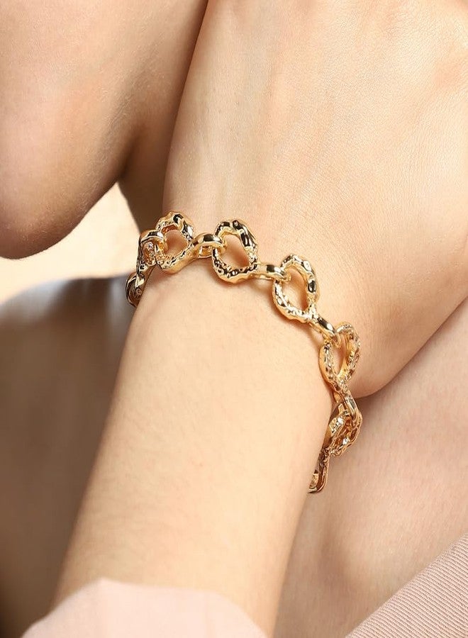 SOHI Women The Hammered Orb-Link Chain Bracelet | California Gold Colour | One-Size | Metallic Alloy Material | Lobster Clasp Closure | Bracelet For Casual - Image 3