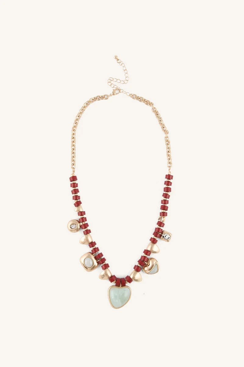 Woman Beaded and Stone Detail Necklace
