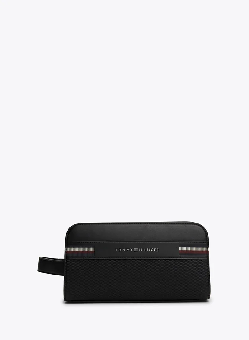TOMMY HILFIGER TH CORP TEXTURE MED WASHBAG