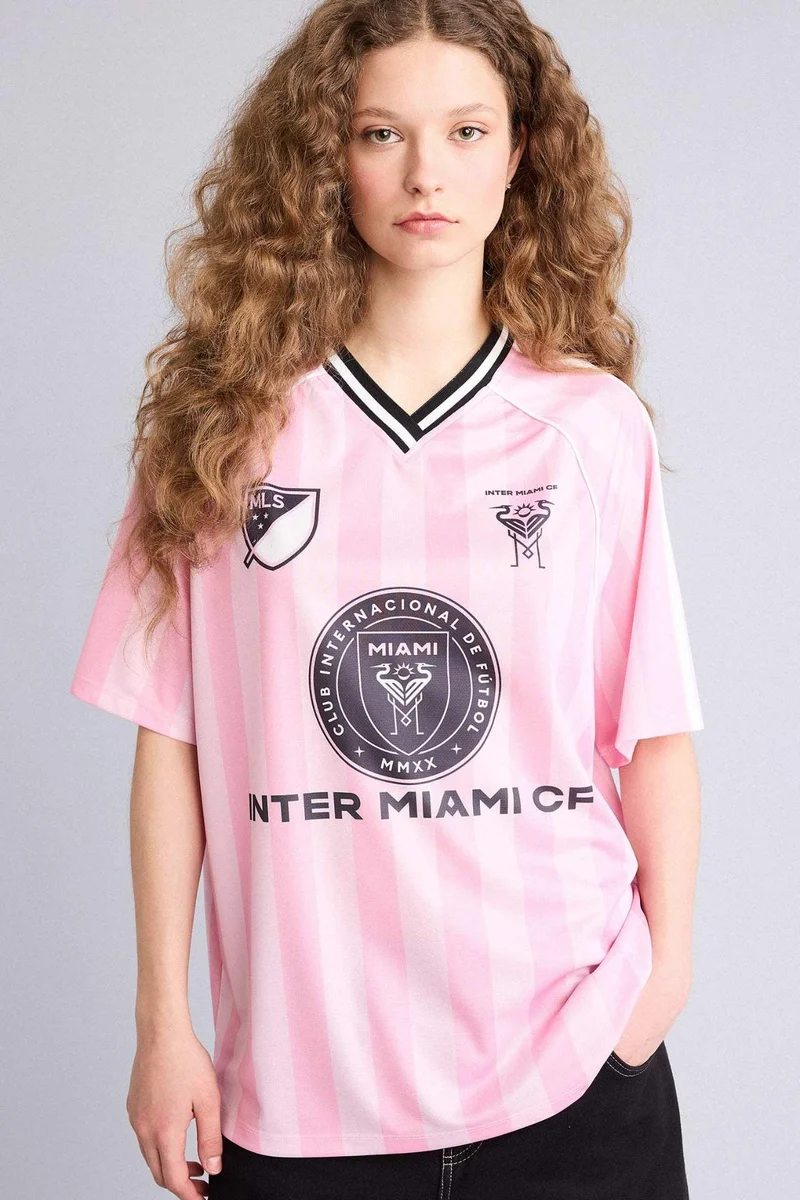 ديفاكتو MLS Oversize V-Neck Printed Short Sleeve T-Shirt
