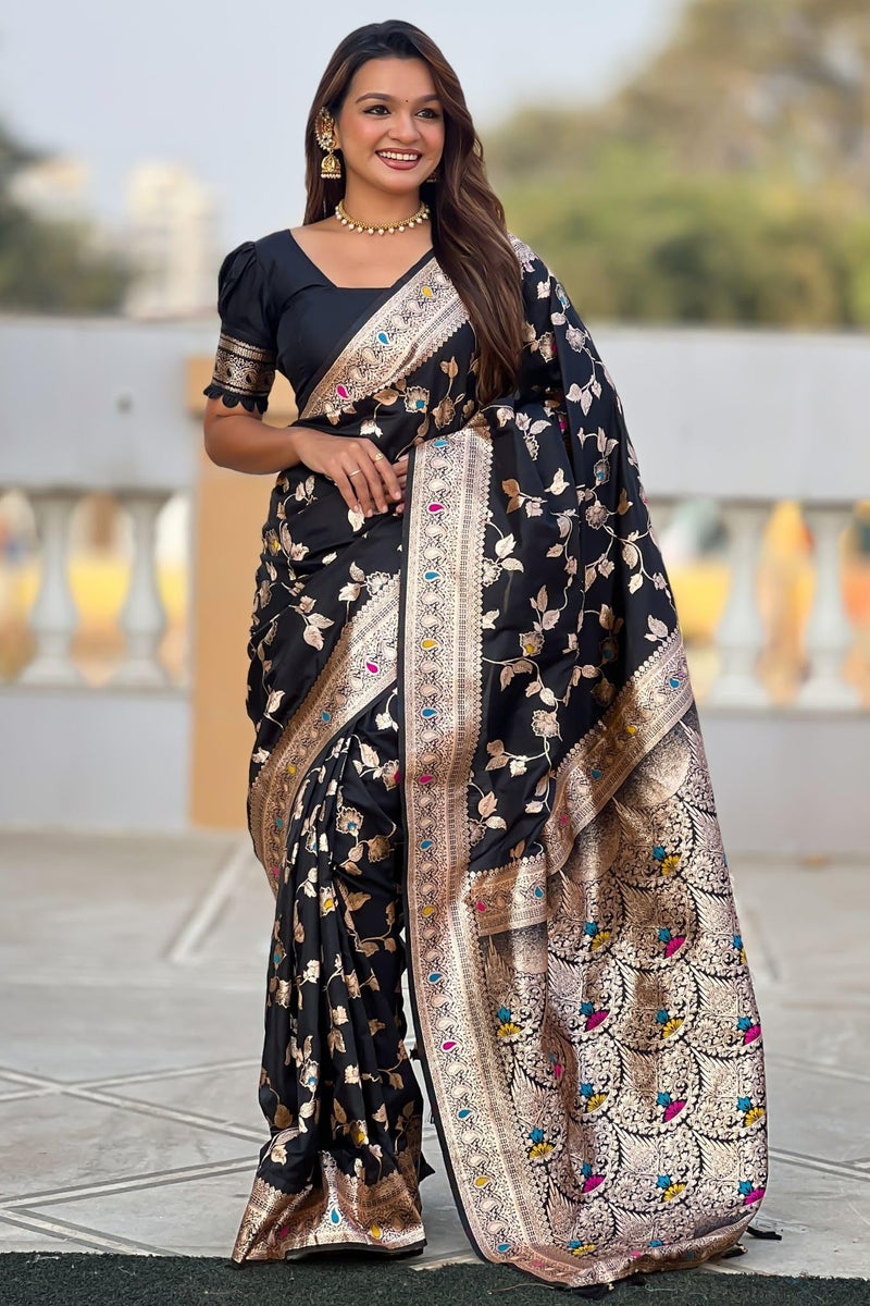 SGF11 Women's Kanjivaram Pure Soft Silk Handloom Saree Pure Golden Zari With Blouse Piece (Rich Black) - Image 2